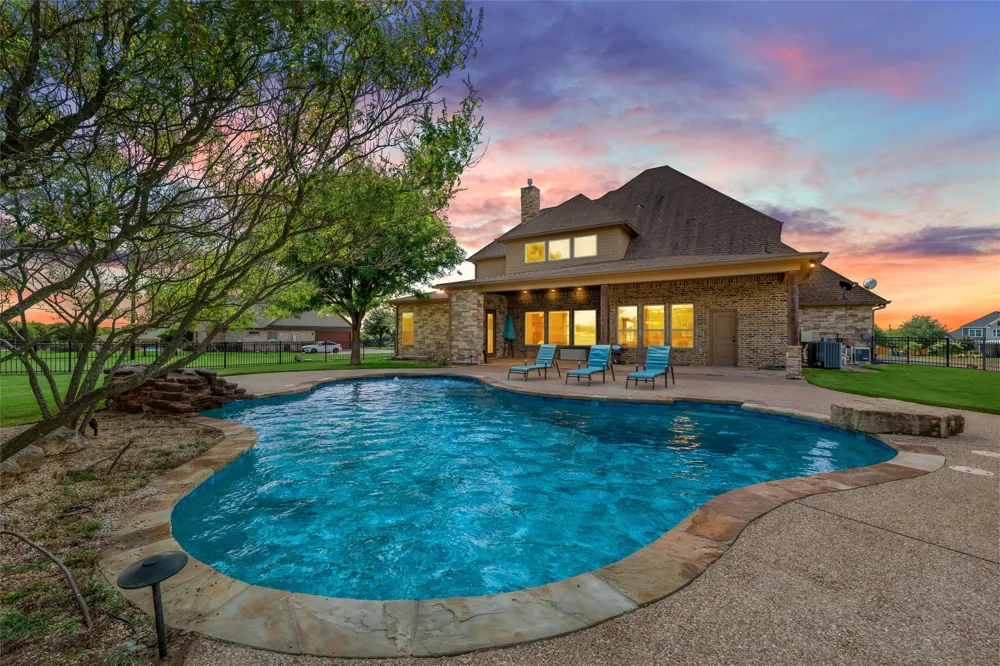 161 Rancho Lorena Drive Lorena, TX 76655