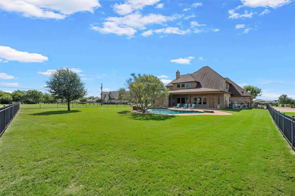 161 Rancho Lorena Drive Lorena, TX 76655