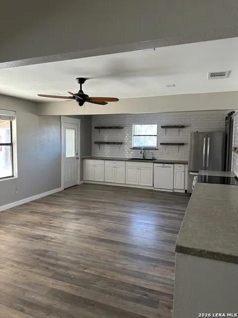 2021 Lime Creek Kerrville, TX 78028