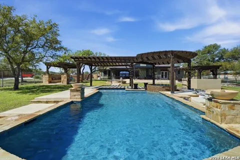 439 Mystic Pkwy