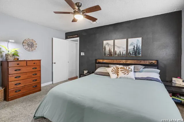 5250 Gordon Cooper Kirby, TX 78219
