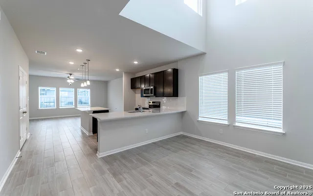 1232 Sweden Seguin, TX 78155
