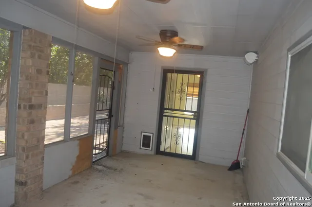14847 lytle somerset Lytle, TX 78052