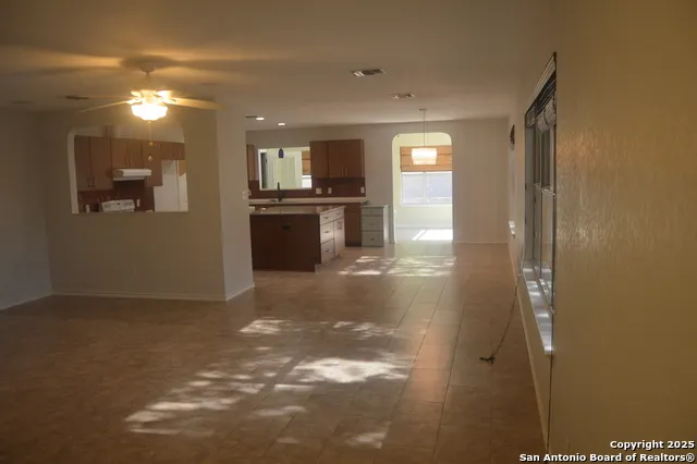 14847 lytle somerset Lytle, TX 78052