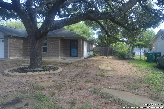 14847 lytle somerset Lytle, TX 78052