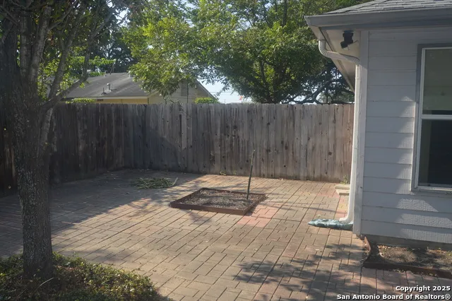 14847 lytle somerset Lytle, TX 78052