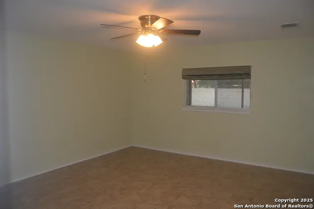 14847 lytle somerset Lytle, TX 78052