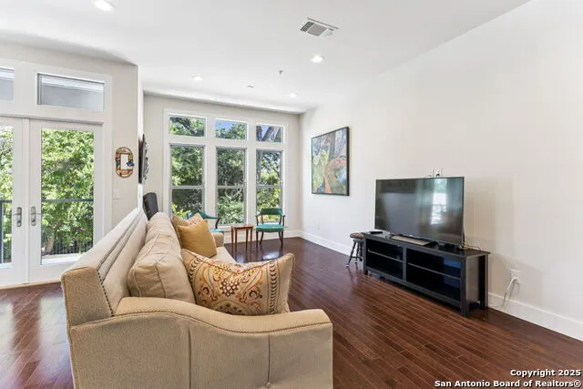135 Cedar Street #105 Unit 105 San Antonio, TX 78210