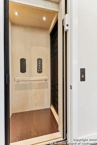 135 Cedar Street #105 Unit 105 San Antonio, TX 78210