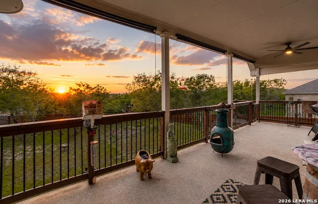 528 Lilly Blf Castroville, TX 78009