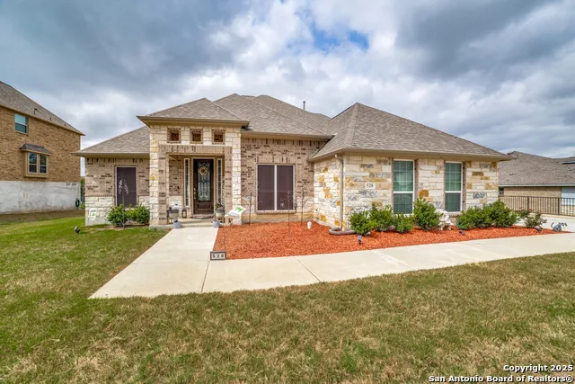 528 Lilly Blf Castroville, TX 78009