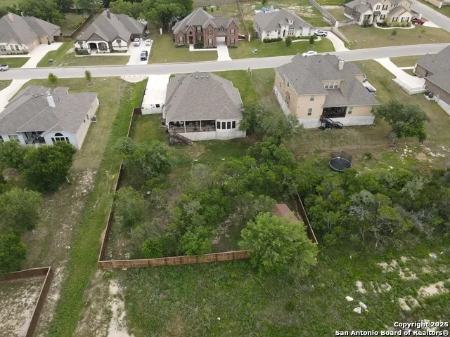 528 Lilly Blf Castroville, TX 78009