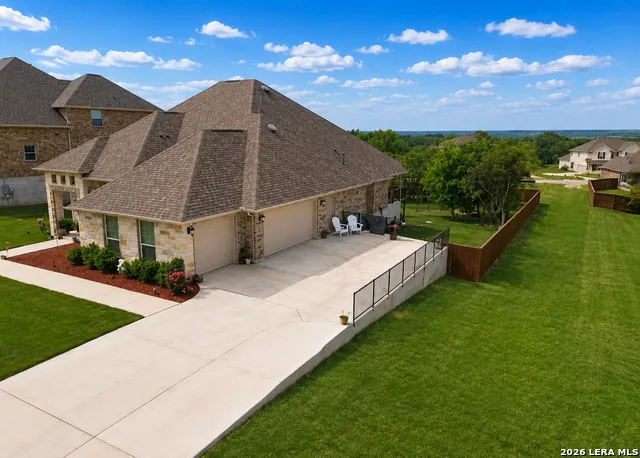528 Lilly Blf Castroville, TX 78009