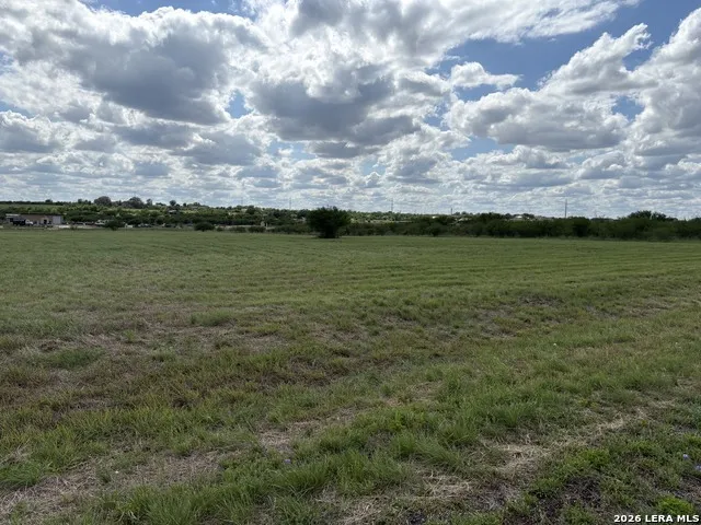 3373 Wetz Marion, TX 78124