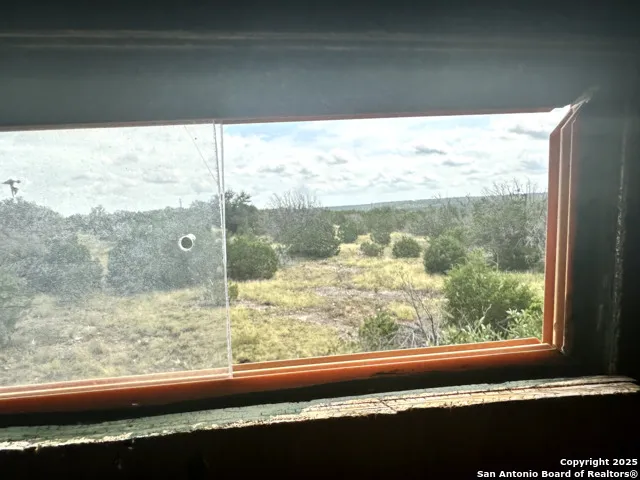 0 SD 24740 Rocksprings, TX 78880