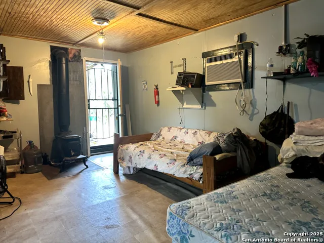 0 SD 24740 Rocksprings, TX 78880