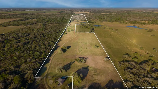 2427 S Fm 234 Edna, TX 77957