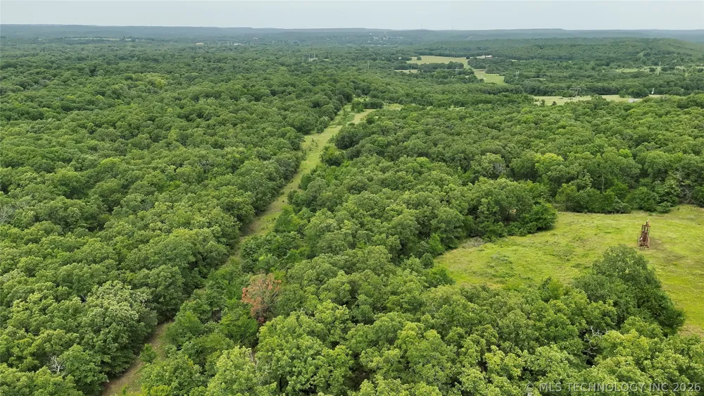 3870 ROAD Weleetka, OK 74880