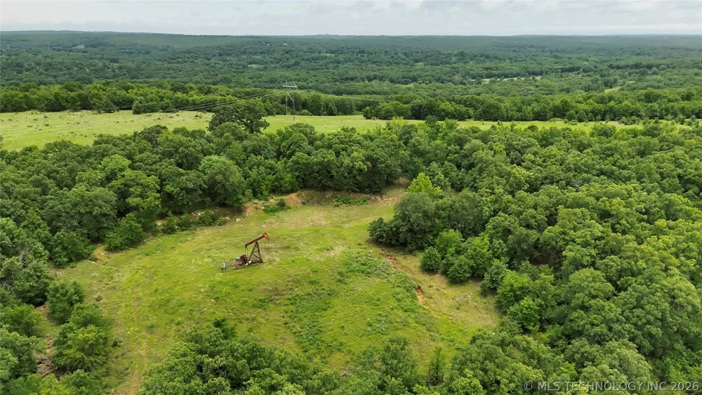 3870 ROAD Weleetka, OK 74880