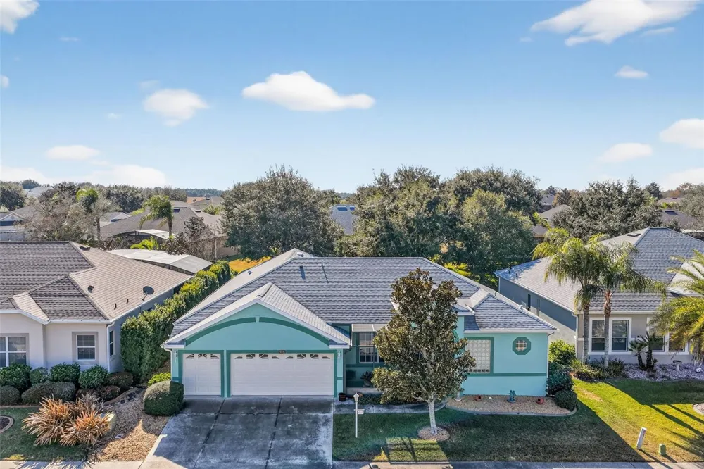 25517 LAUREL VALLEY ROAD Leesburg, FL 34748