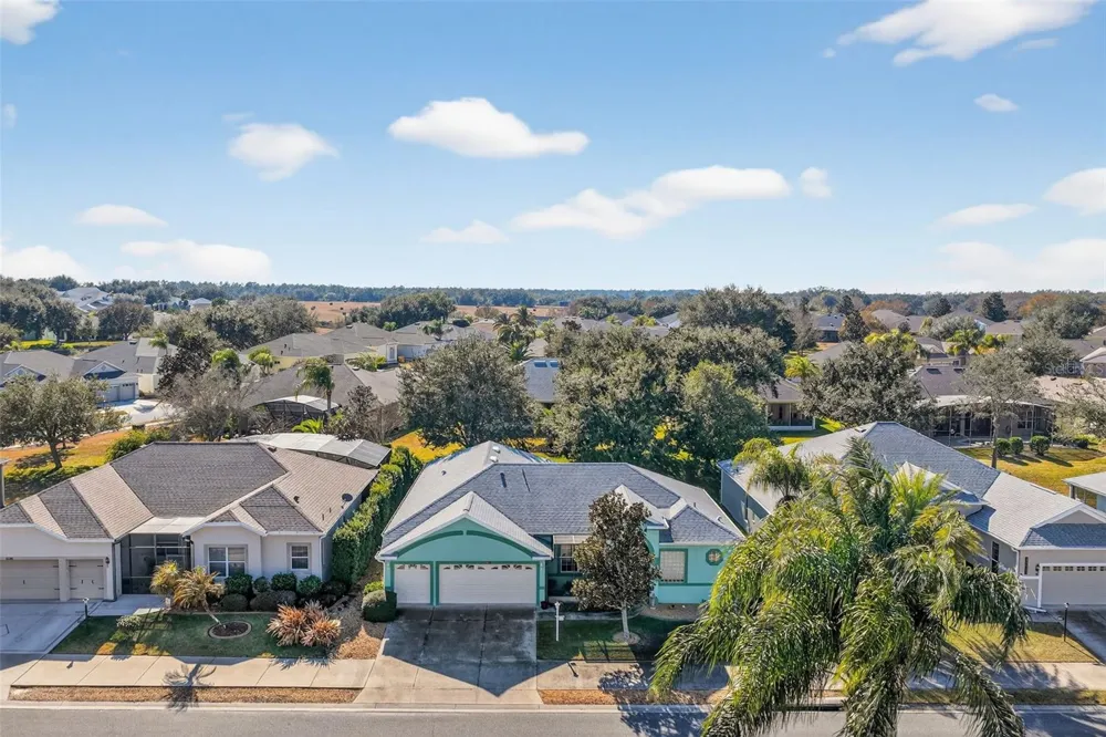 25517 LAUREL VALLEY ROAD Leesburg, FL 34748
