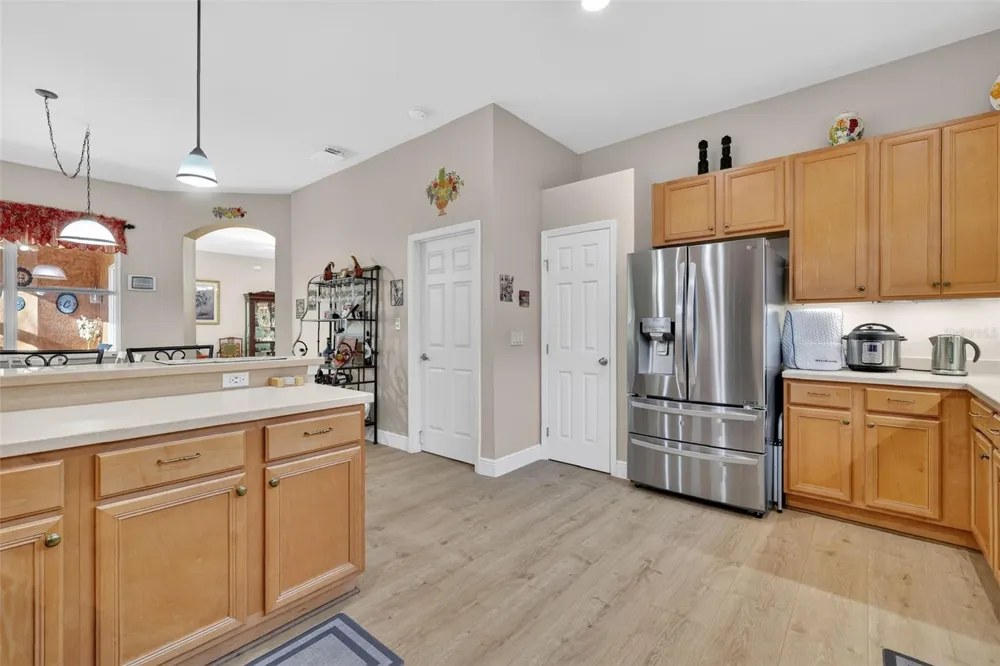 25517 LAUREL VALLEY ROAD Leesburg, FL 34748