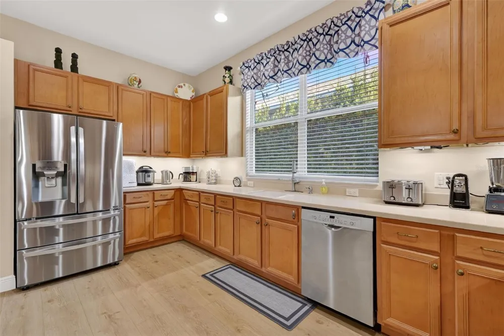 25517 LAUREL VALLEY ROAD Leesburg, FL 34748