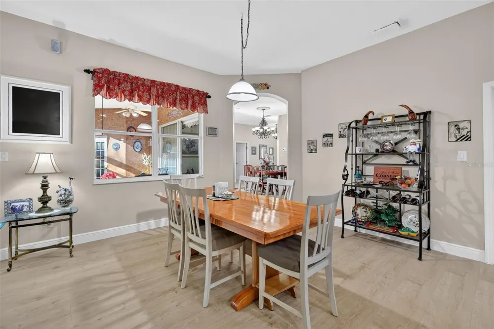 25517 LAUREL VALLEY ROAD Leesburg, FL 34748