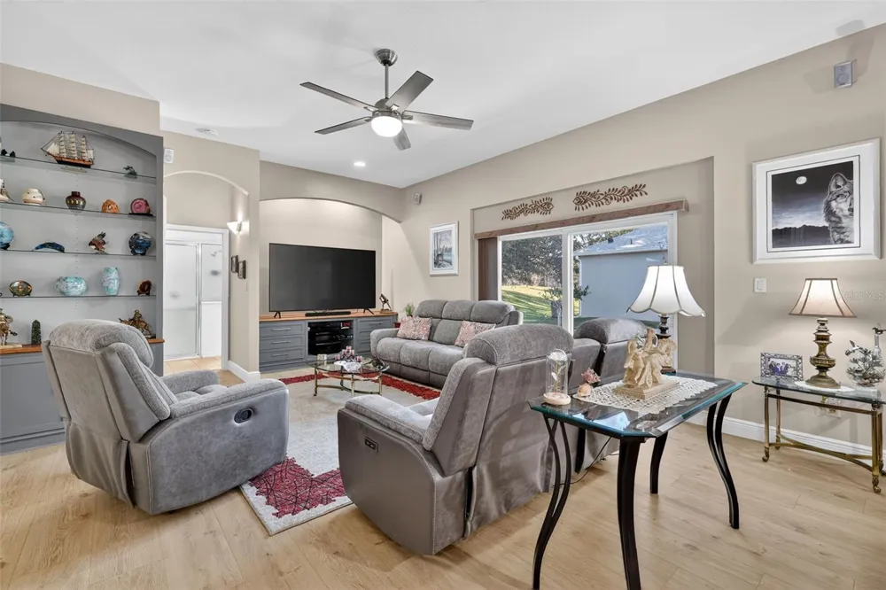 25517 LAUREL VALLEY ROAD Leesburg, FL 34748