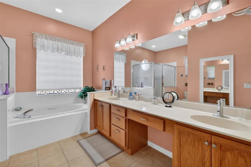 25517 LAUREL VALLEY ROAD Leesburg, FL 34748