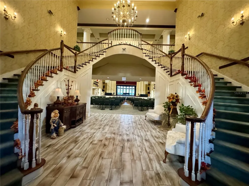 25517 LAUREL VALLEY ROAD Leesburg, FL 34748