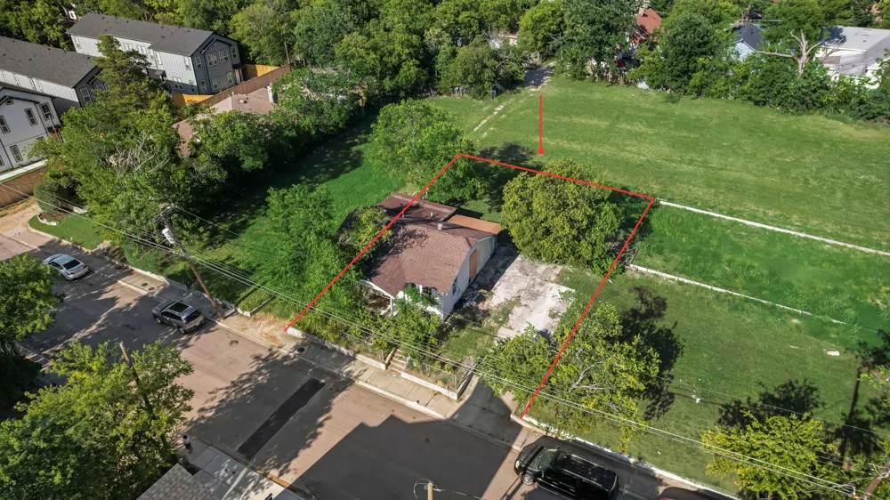 410 Patton Avenue Dallas, TX 75203