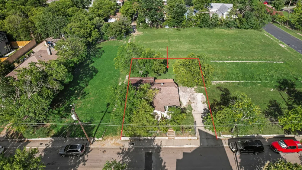 410 Patton Avenue Dallas, TX 75203