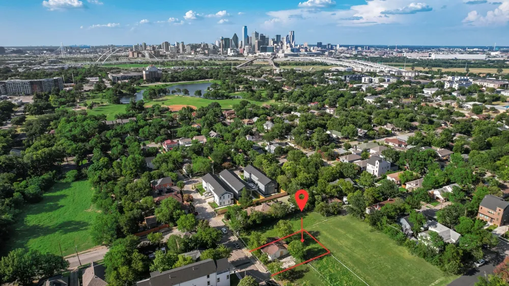 410 Patton Avenue Dallas, TX 75203