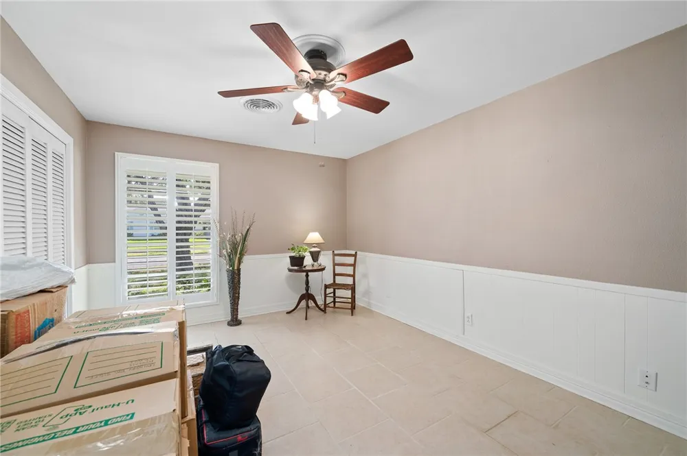 53 Camden Place Corpus Christi, TX 78412