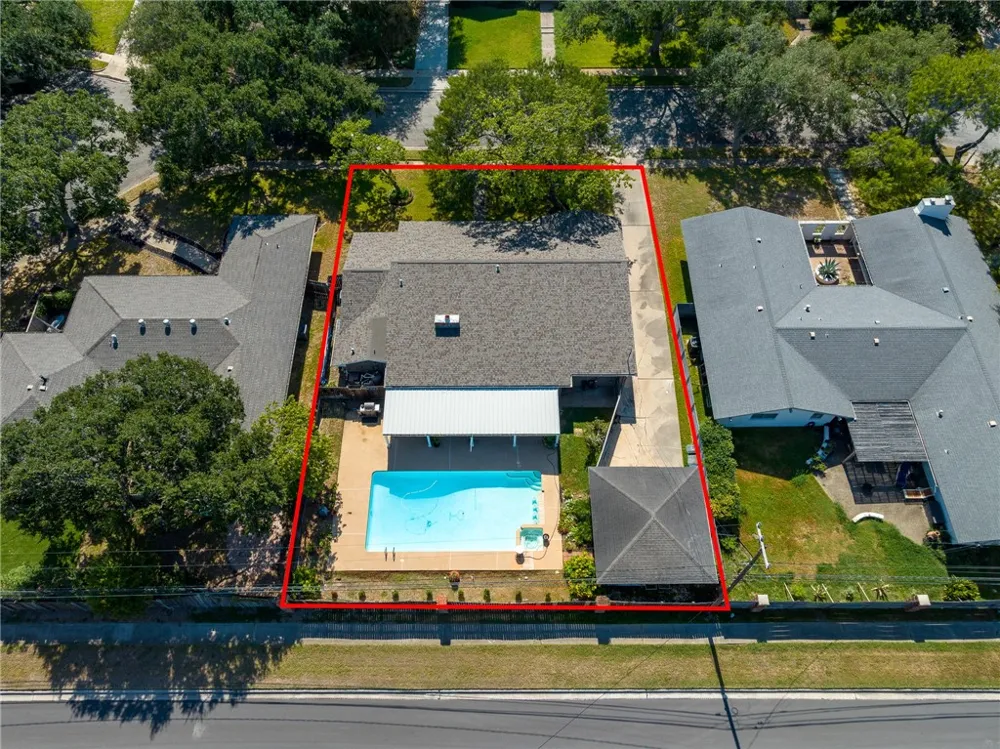 53 Camden Place Corpus Christi, TX 78412