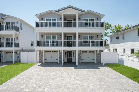 21 Island Parkway