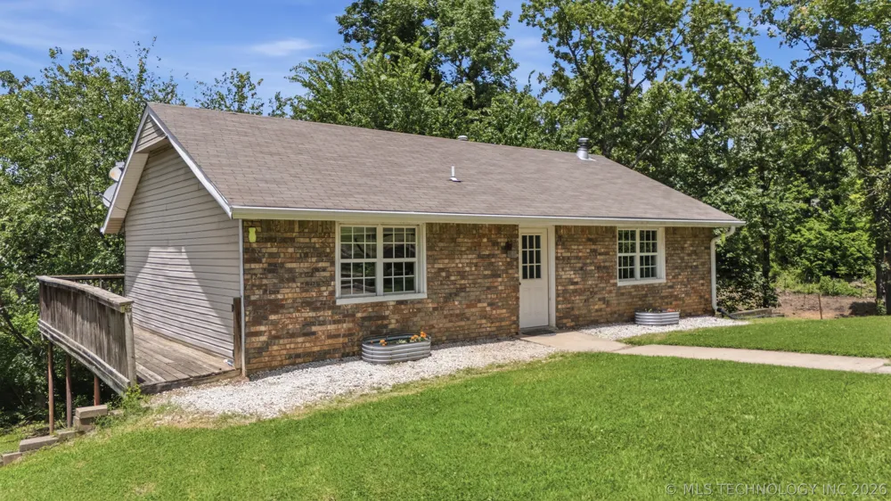 13685 E Crestview Drive Claremore, OK 74019