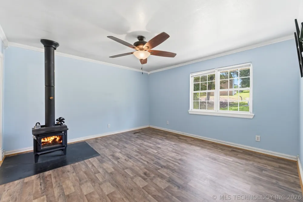 13685 E Crestview Drive Claremore, OK 74019