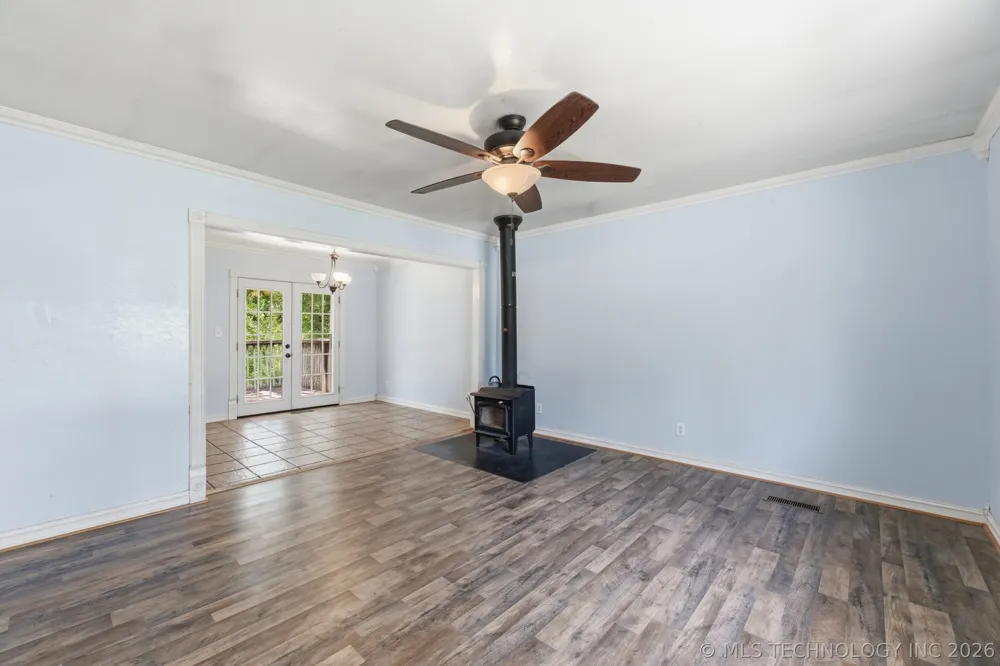 13685 E Crestview Drive Claremore, OK 74019
