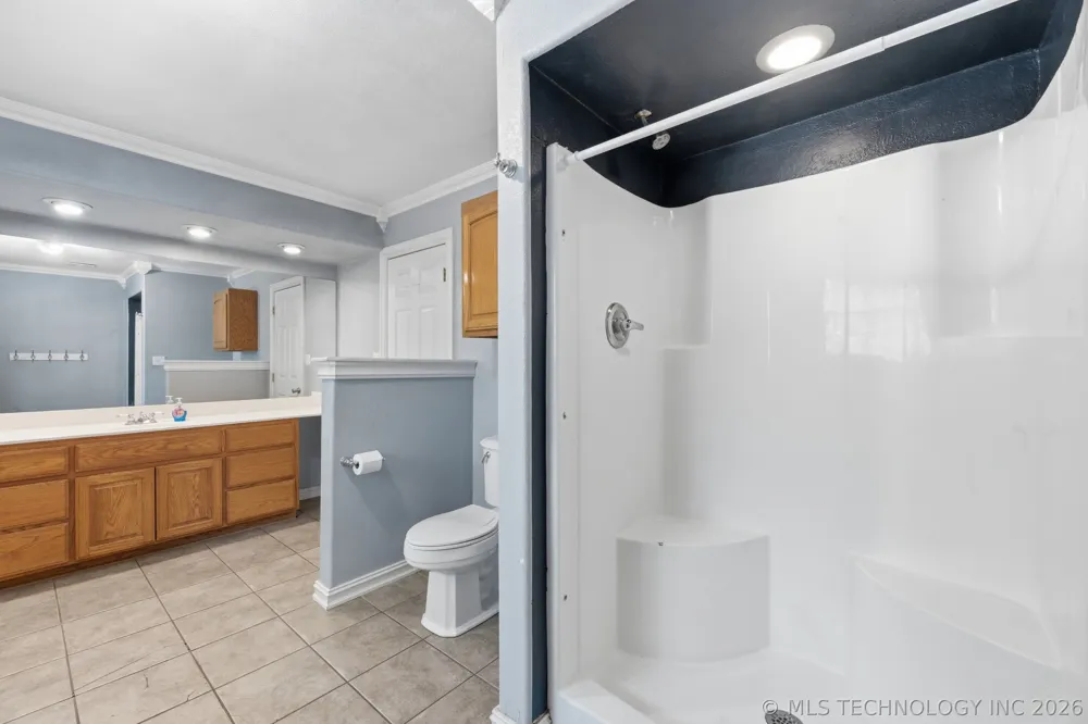 13685 E Crestview Drive Claremore, OK 74019