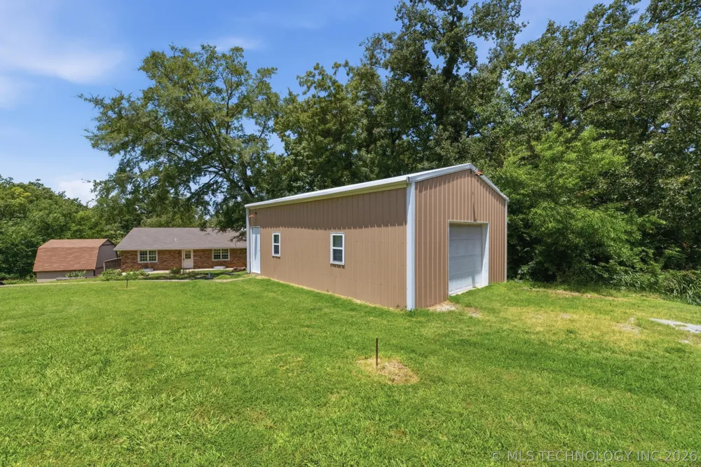 13685 E Crestview Drive Claremore, OK 74019