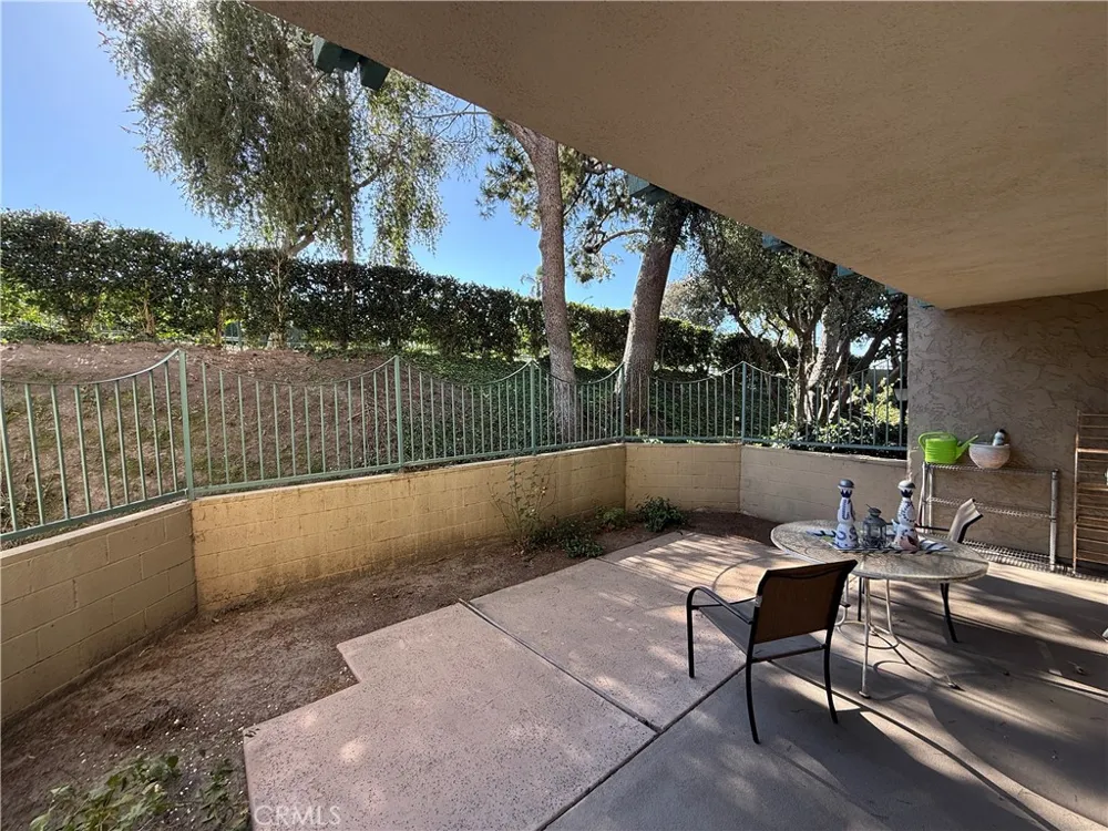 576 Bellflower Long Beach, CA 90814