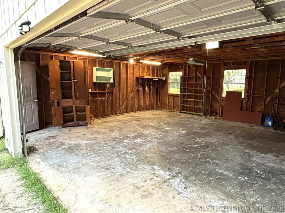 415641 E 1094 Checotah, OK 74426