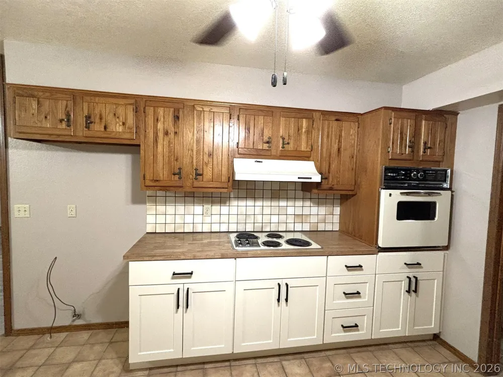 415641 E 1094 Checotah, OK 74426