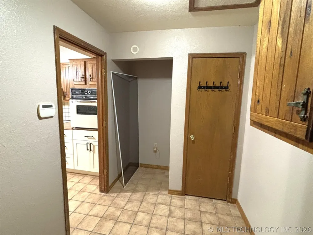 415641 E 1094 Checotah, OK 74426