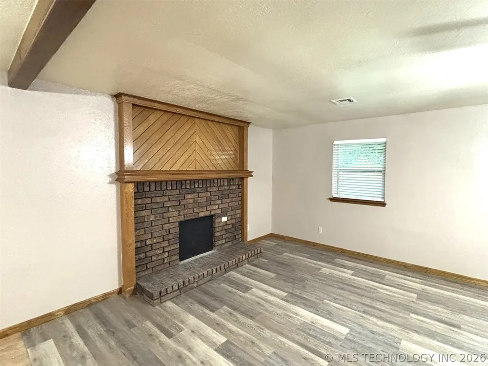 415641 E 1094 Checotah, OK 74426