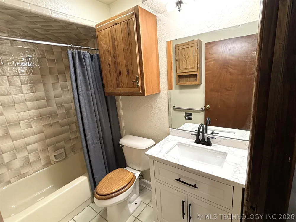 415641 E 1094 Checotah, OK 74426