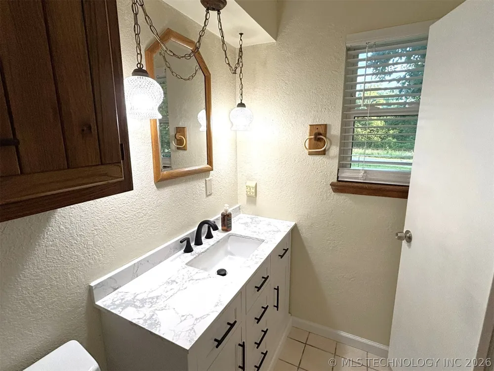 415641 E 1094 Checotah, OK 74426