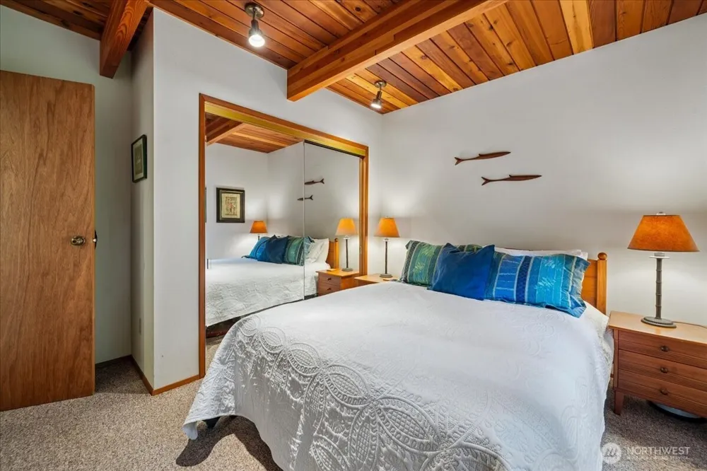 14025 96th Street Ct Anderson Island, WA 98303